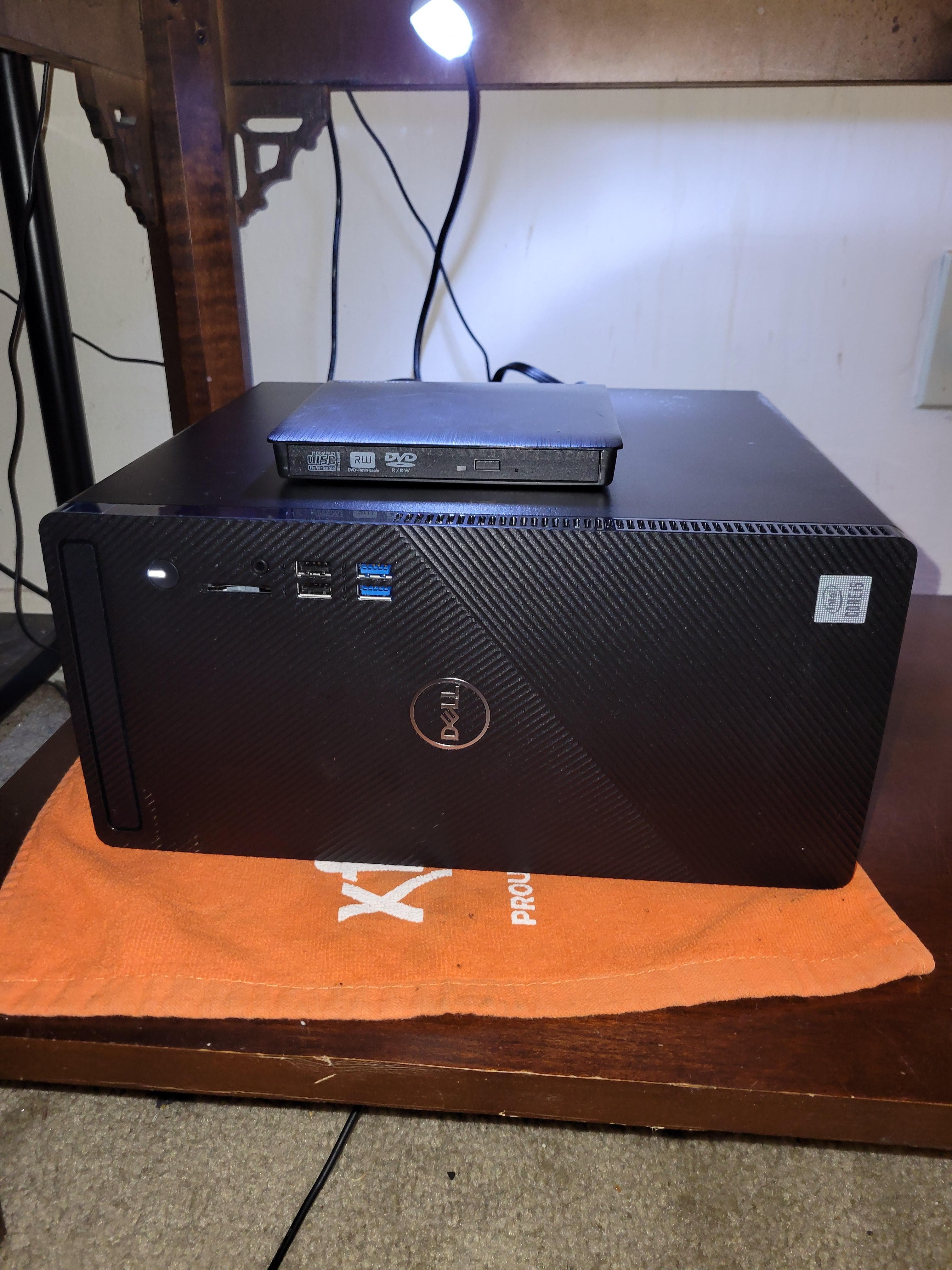 Inspiron Inspiron 3880 Tower
